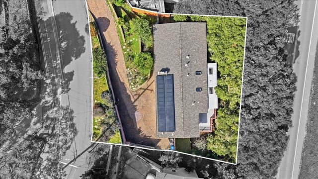17 Los Encinos Drive, Del Rey Oaks, CA 93940