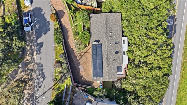 17 Los Encinos Drive, Del Rey Oaks, CA 93940