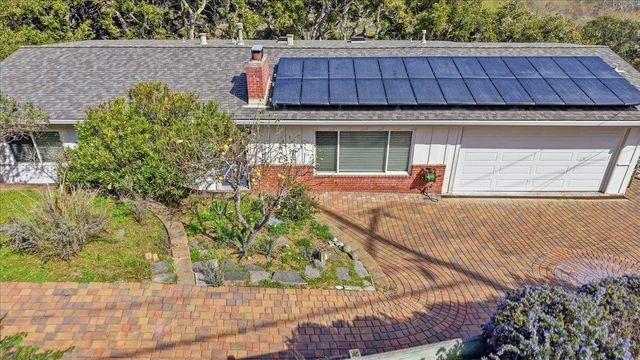 17 Los Encinos Drive, Del Rey Oaks, CA 93940