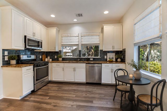 1011 Brodie ST 8, Austin, TX 78704