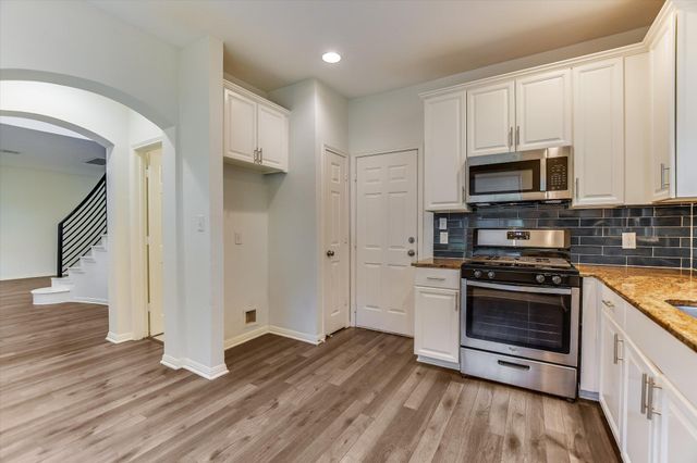 1011 Brodie ST 8, Austin, TX 78704