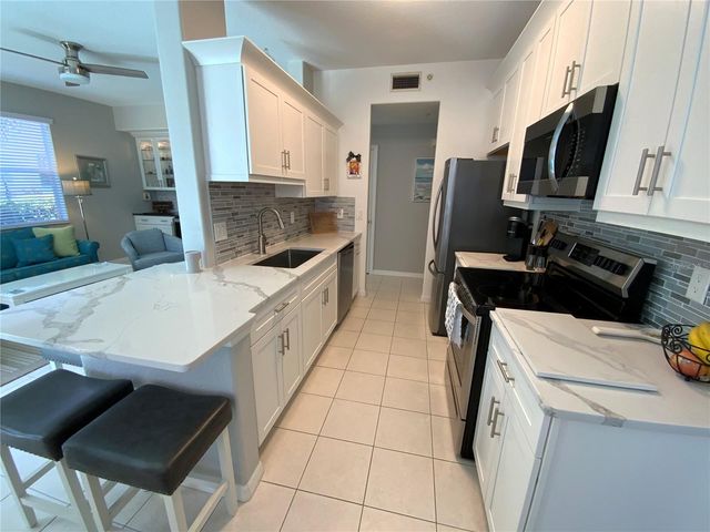 4209 VICENZA DRIVE B3, Venice, FL 34293