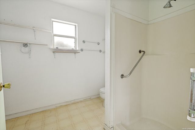 204 3RD ST, Converse, TX 78109