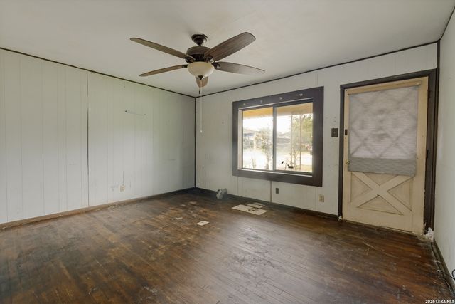 204 3RD ST, Converse, TX 78109