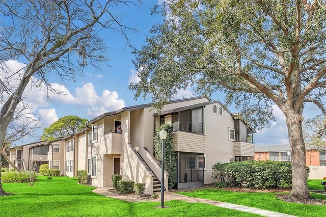 2918 ANTIQUE OAKS CIR APT 31, Winter Park, FL 32792