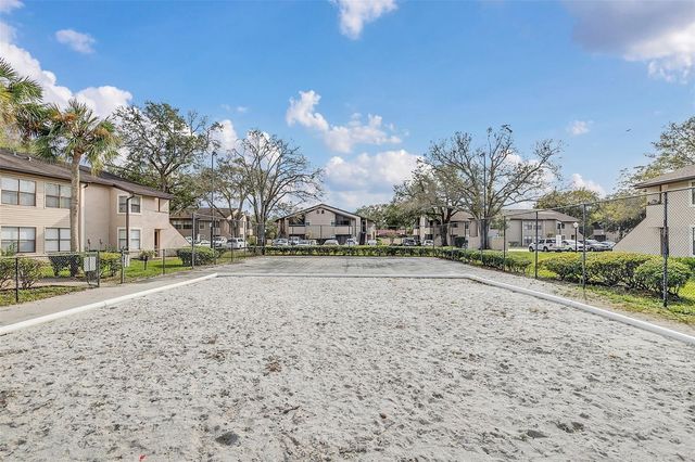 2918 ANTIQUE OAKS CIR APT 31, Winter Park, FL 32792