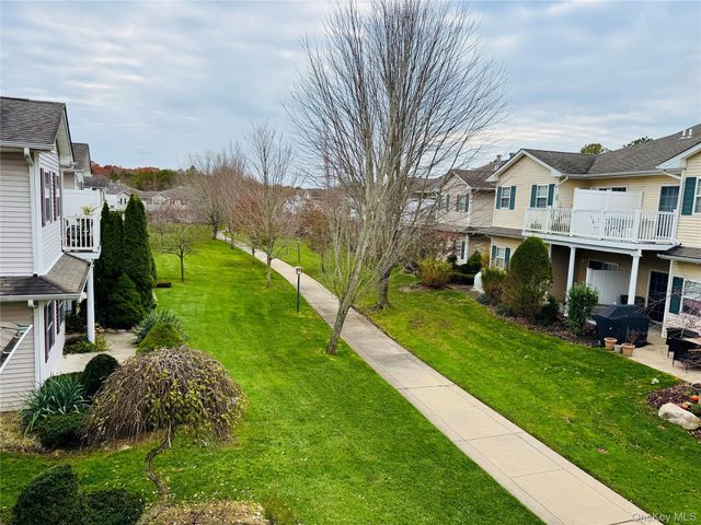 104 Aerie Way, East Quogue, NY 11942