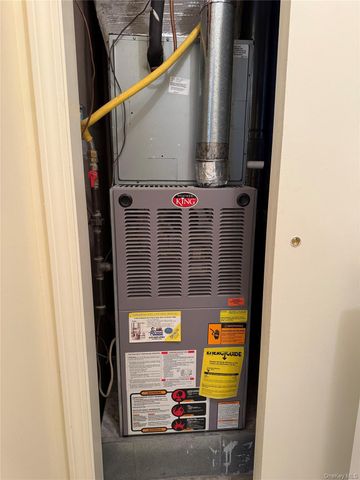 104 Aerie Way, East Quogue, NY 11942