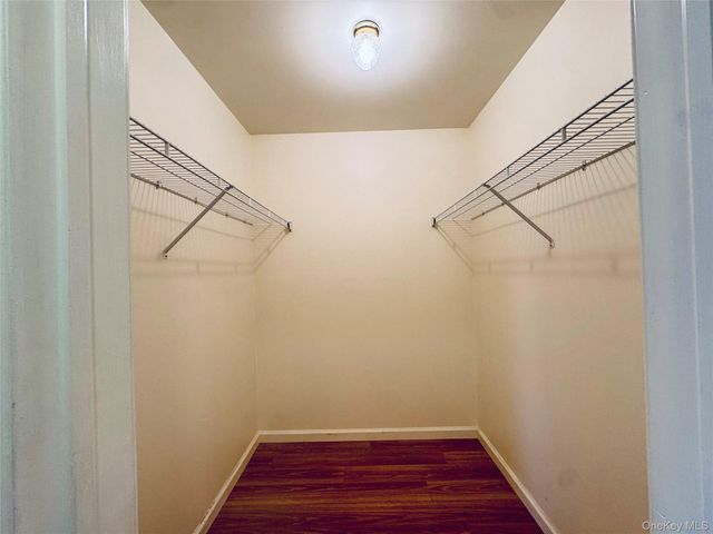 104 Aerie Way, East Quogue, NY 11942