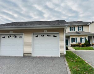 104 Aerie Way, East Quogue, NY 11942