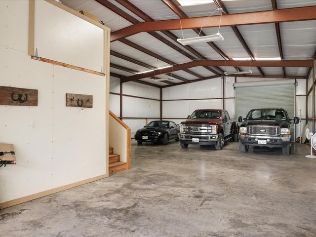 5530 N Interstate Highway 45, Ennis, TX 75119