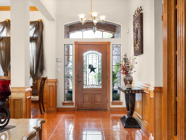 5530 N Interstate Highway 45, Ennis, TX 75119