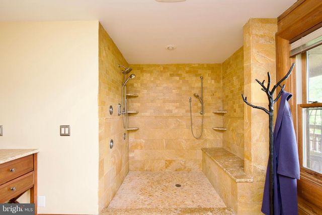 15301 POPLAR HILL RD, Accokeek, MD 20607