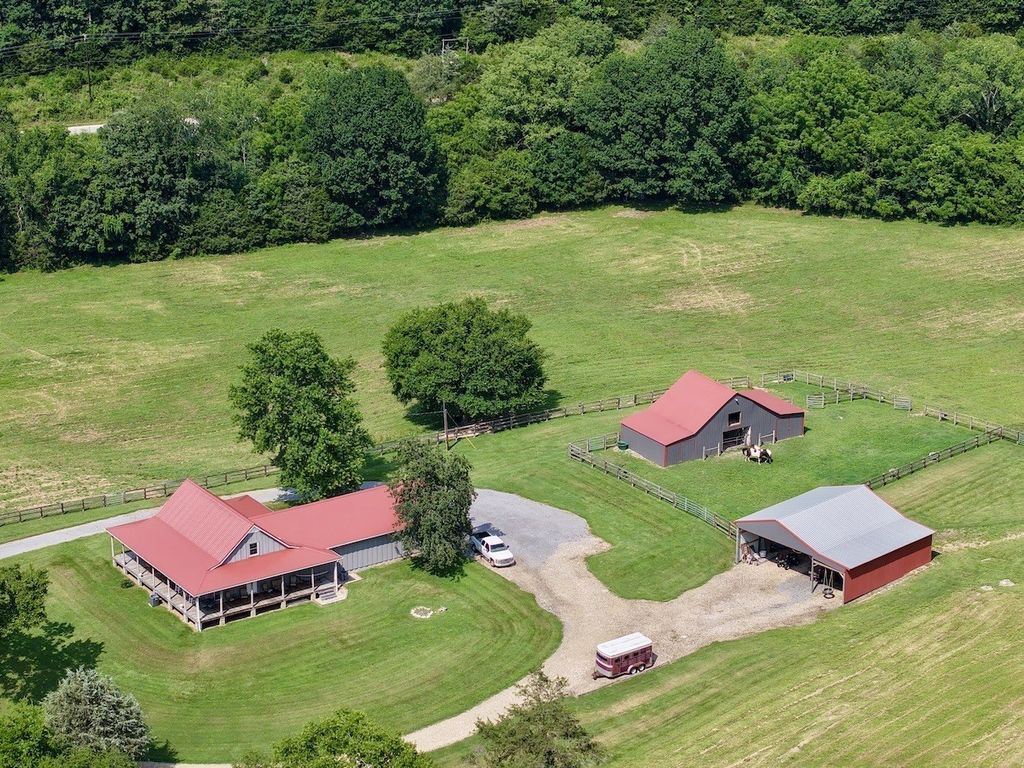 161 Fowler Rd, Woodbury, TN 37190