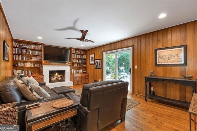 2277 Winding Woods Drive, Tucker, GA 30084