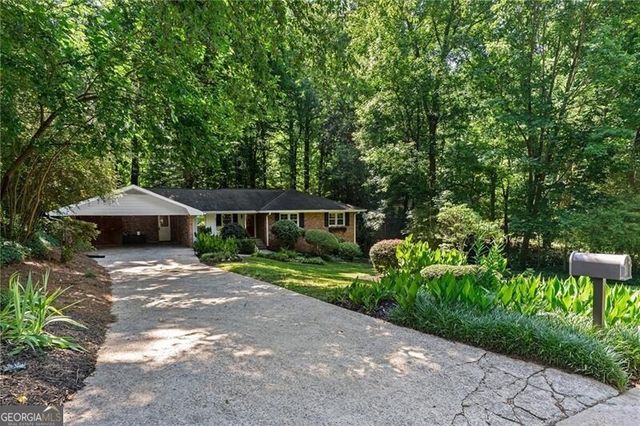 2277 Winding Woods Drive, Tucker, GA 30084