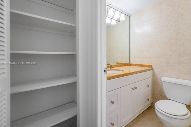 1980 S Ocean Dr 9C, Hallandale Beach, FL 33009