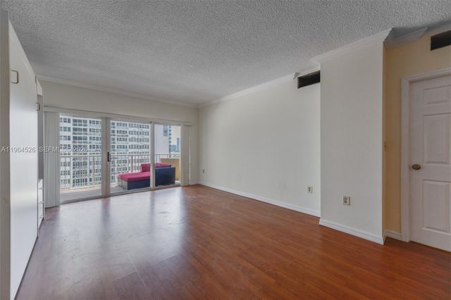 1980 S Ocean Dr 9C, Hallandale Beach, FL 33009