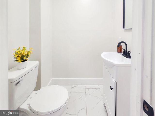 1001 S 60TH ST, Philadelphia, PA 19143