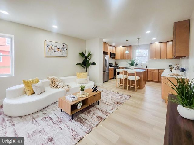 1001 S 60TH ST, Philadelphia, PA 19143