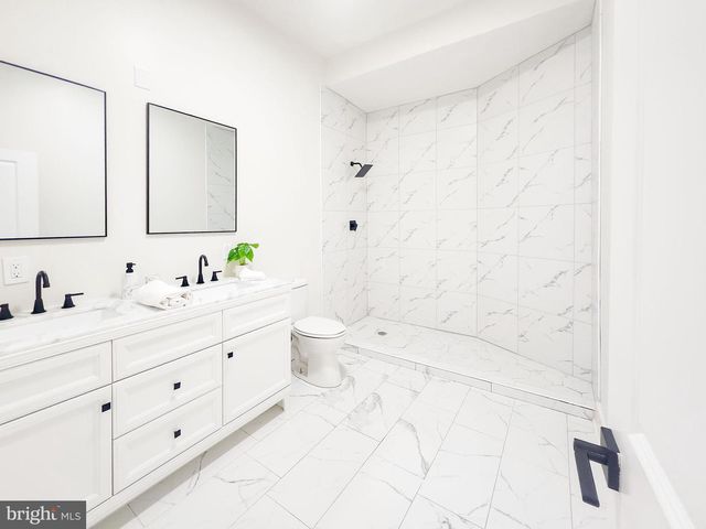 1001 S 60TH ST, Philadelphia, PA 19143