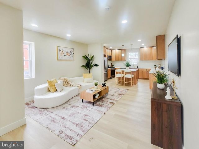 1001 S 60TH ST, Philadelphia, PA 19143