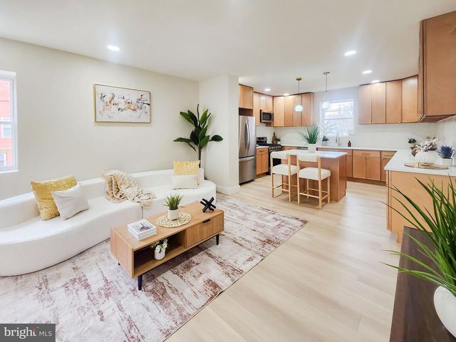 1001 S 60TH ST, Philadelphia, PA 19143