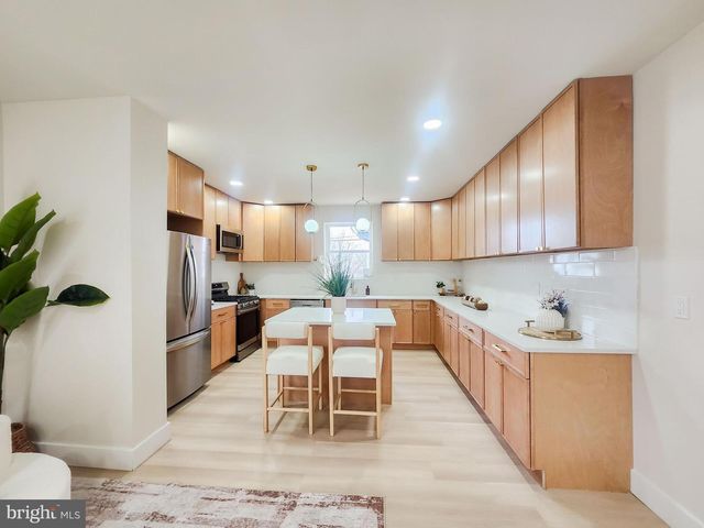 1001 S 60TH ST, Philadelphia, PA 19143