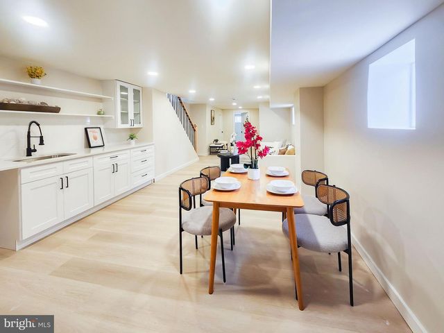 1001 S 60TH ST, Philadelphia, PA 19143