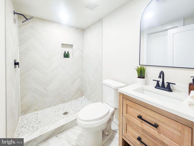 1001 S 60TH ST, Philadelphia, PA 19143