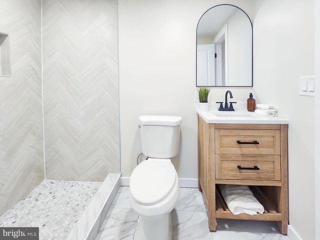 1001 S 60TH ST, Philadelphia, PA 19143