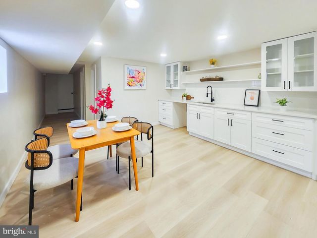 1001 S 60TH ST, Philadelphia, PA 19143