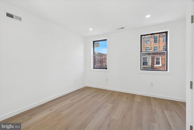 2539 SEPVIVA ST, Philadelphia, PA 19125