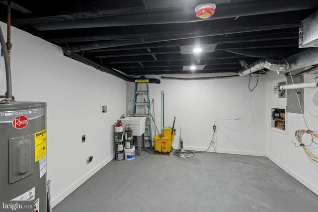 2539 SEPVIVA ST, Philadelphia, PA 19125