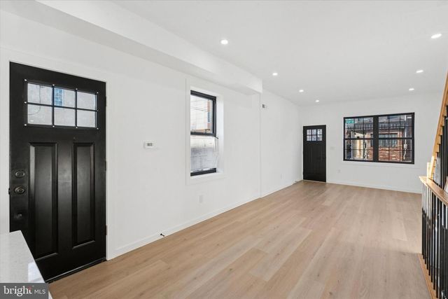 2539 SEPVIVA ST, Philadelphia, PA 19125