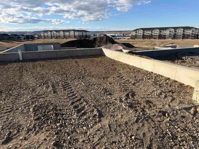 549 DENALI DR, Box Elder, SD 57719