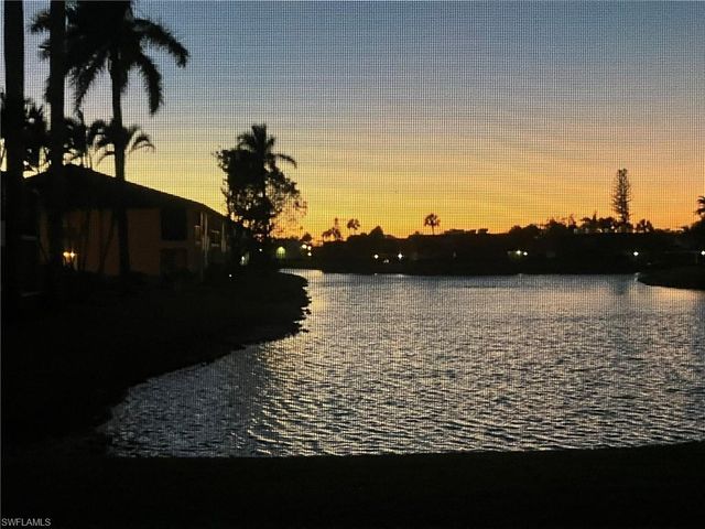 4240 Chantelle DR B103, Naples, FL 34112