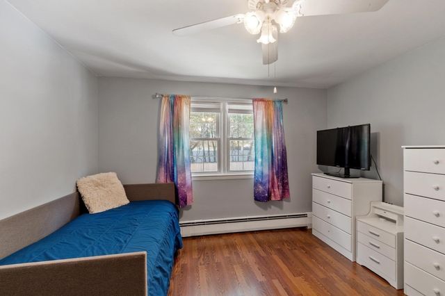 160 Jackson St, Methuen, MA 01844