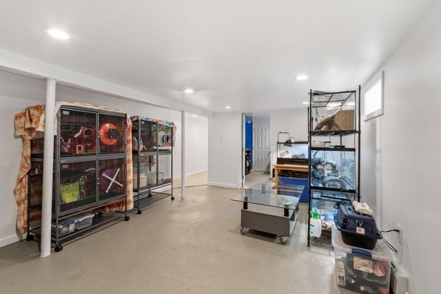 160 Jackson St, Methuen, MA 01844