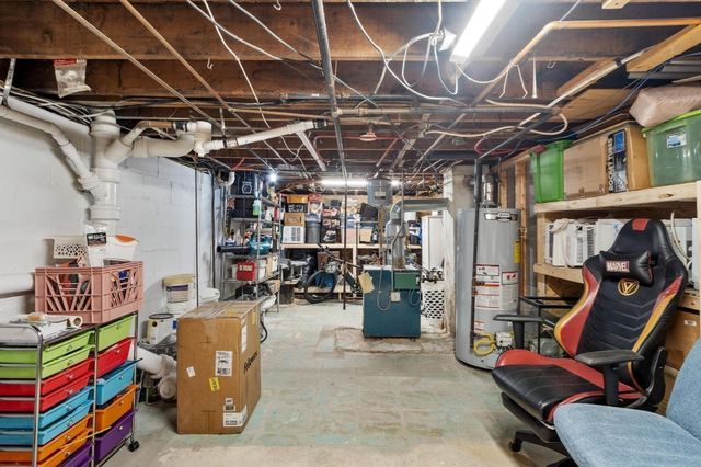 160 Jackson St, Methuen, MA 01844