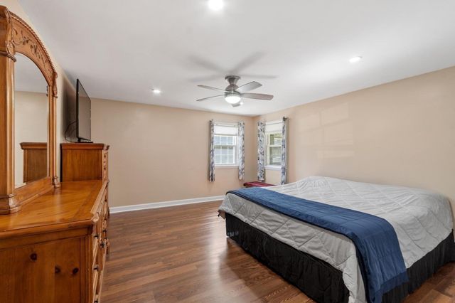 160 Jackson St, Methuen, MA 01844