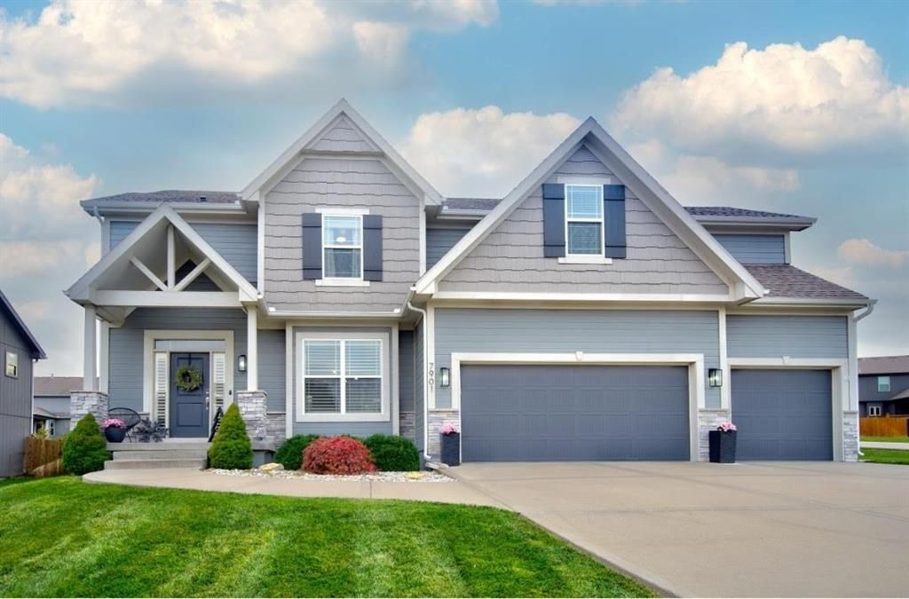 7901 NE 100th Street, Kansas City, MO 64157