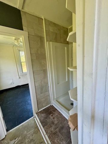 21 Constant RD, Hampton, VA 23664