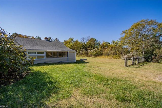 21 Constant RD, Hampton, VA 23664