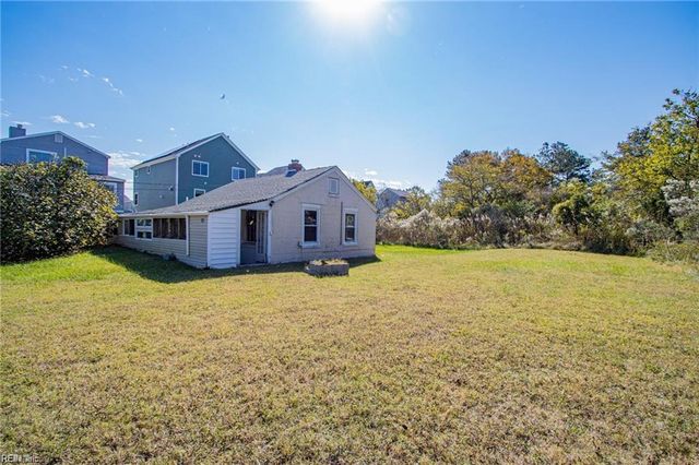 21 Constant RD, Hampton, VA 23664
