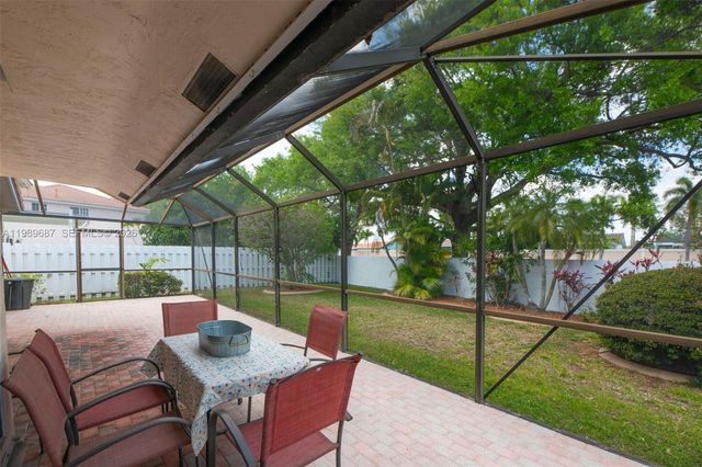 13393 NW 7th St, Plantation, FL 33325