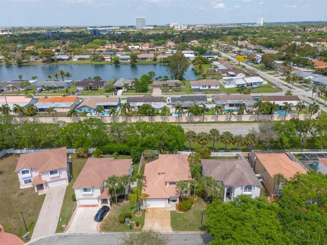 13393 NW 7th St, Plantation, FL 33325