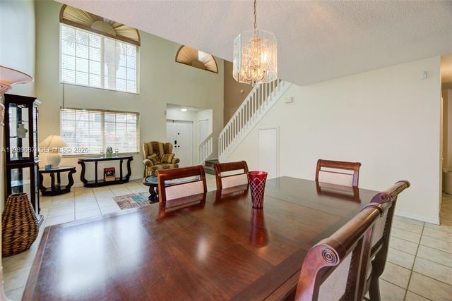 13393 NW 7th St, Plantation, FL 33325