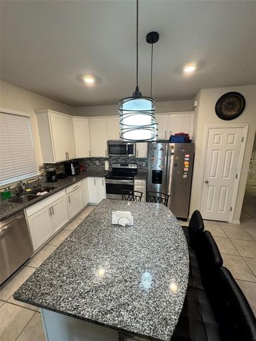 748 CITRUS ISLE DR, Davenport, FL 33837