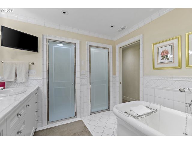 305 S MONTGOMERY St, Portland, OR 97201